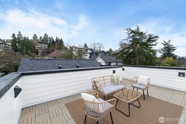 217 NW 45th Street, Seattle, WA 98107