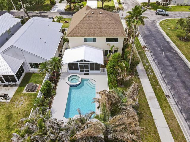 3189 SW Solitaire Palm Drive, Palm City, FL 34990