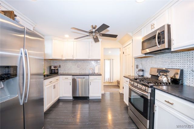 94 Ridgewood Road, Buffalo, NY 14220