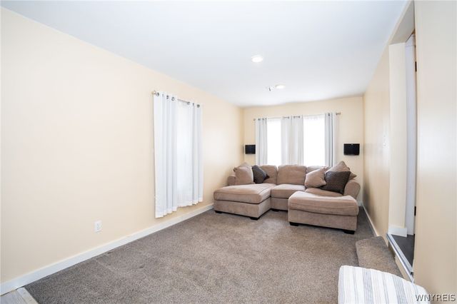 94 Ridgewood Road, Buffalo, NY 14220