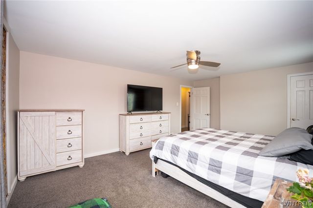94 Ridgewood Road, Buffalo, NY 14220