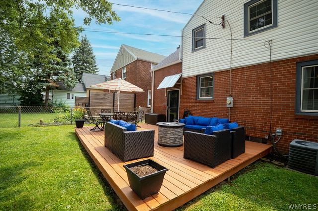 94 Ridgewood Road, Buffalo, NY 14220