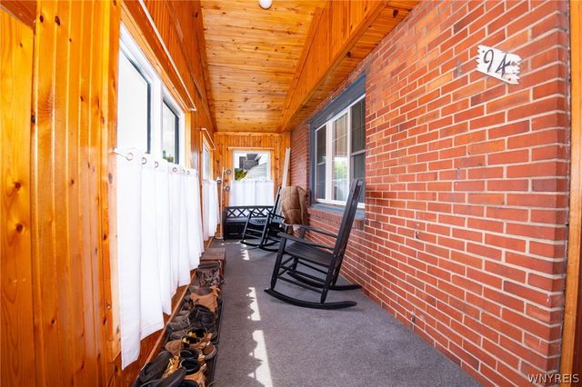 94 Ridgewood Road, Buffalo, NY 14220