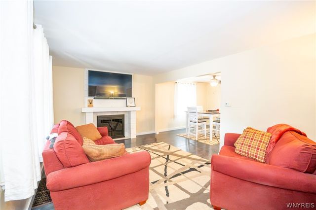 94 Ridgewood Road, Buffalo, NY 14220