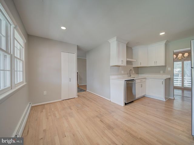 705 MAIN DR, Herndon, VA 20170