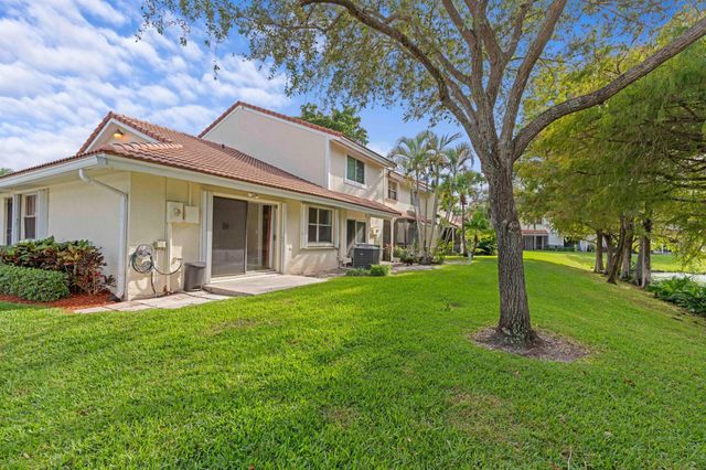 6262 Walk Circle, Boca Raton, FL 33433