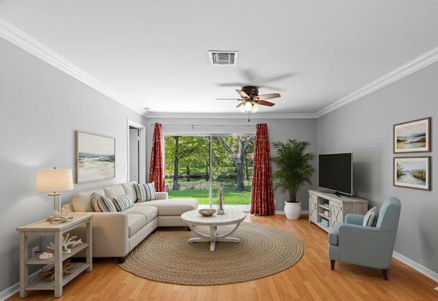 6262 Walk Circle, Boca Raton, FL 33433