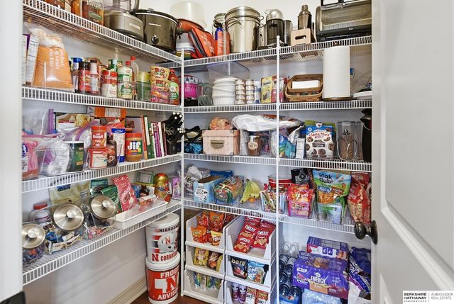 17355 Y Street, Omaha, NE 68135