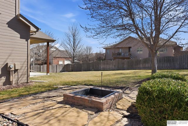 17355 Y Street, Omaha, NE 68135