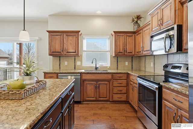 17355 Y Street, Omaha, NE 68135