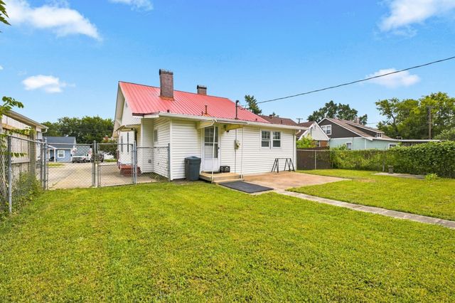 305 Valeria St, Nashville, TN 37210