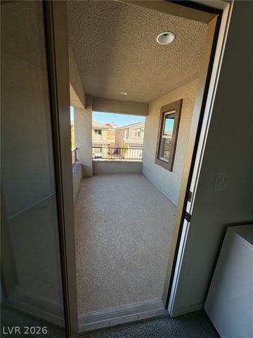 9702 Sapphire Rim Avenue, Las Vegas, NV 89148