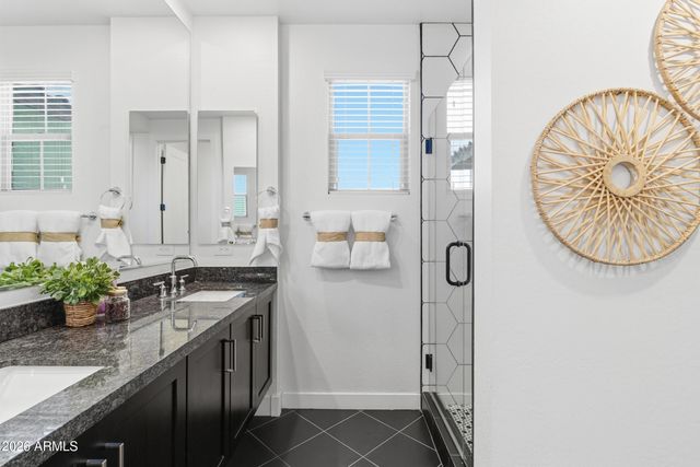 3855 S MCQUEEN Road 34, Chandler, AZ 85286