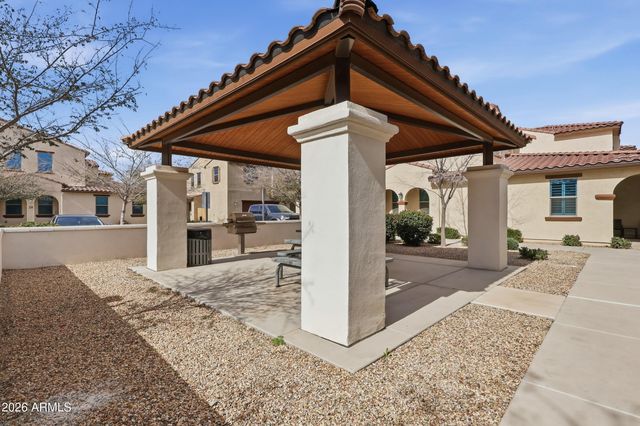 3855 S MCQUEEN Road 34, Chandler, AZ 85286