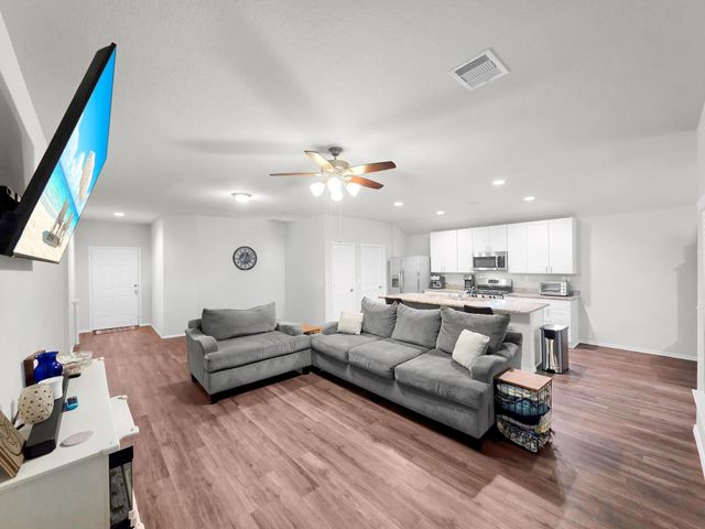 9991 Spring Creek Road, Cleveland, TX 77327