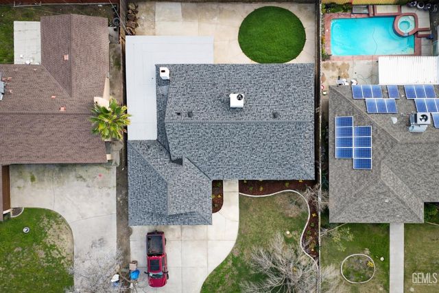 2519 Holladay Avenue, Bakersfield, CA 93313