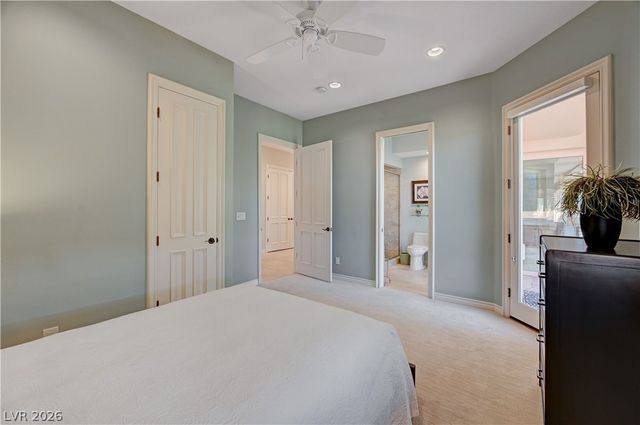 2 Camino Barcelona Place, Henderson, NV 89011