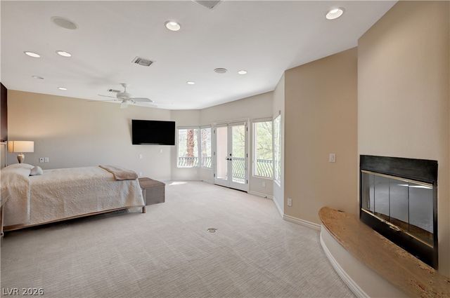 2 Camino Barcelona Place, Henderson, NV 89011