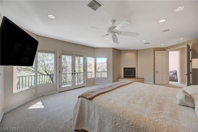 2 Camino Barcelona Place, Henderson, NV 89011