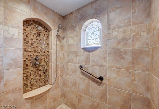 2 Camino Barcelona Place, Henderson, NV 89011