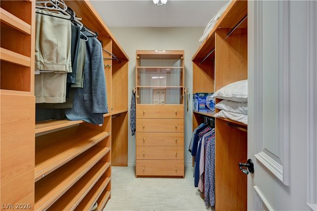 2 Camino Barcelona Place, Henderson, NV 89011