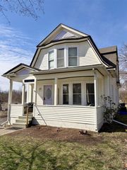 226 Monroe Street, Saline, MI 48176