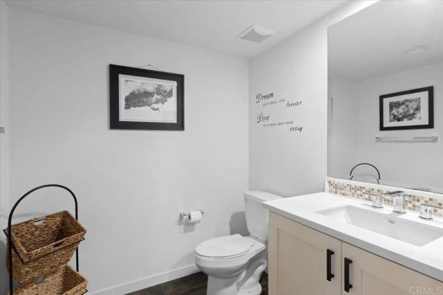 2511 State Street, Carlsbad, CA 92008