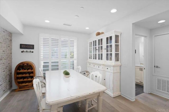 2511 State Street, Carlsbad, CA 92008