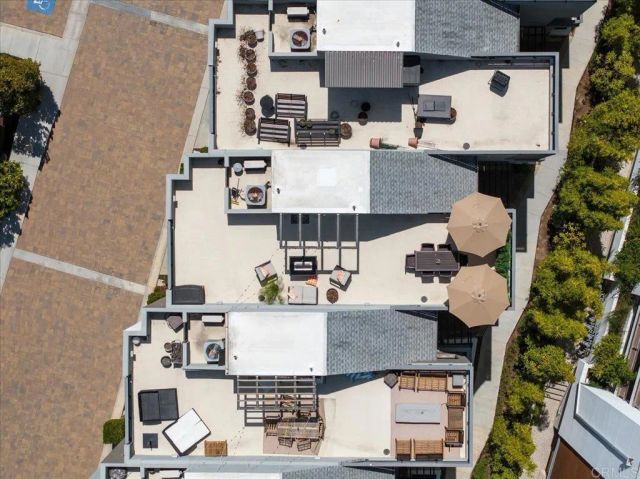 2511 State Street, Carlsbad, CA 92008