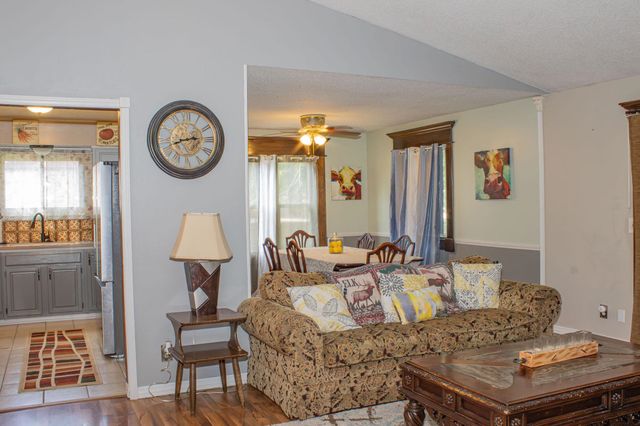 1444 N Parkridge, Wichita, KS 67212