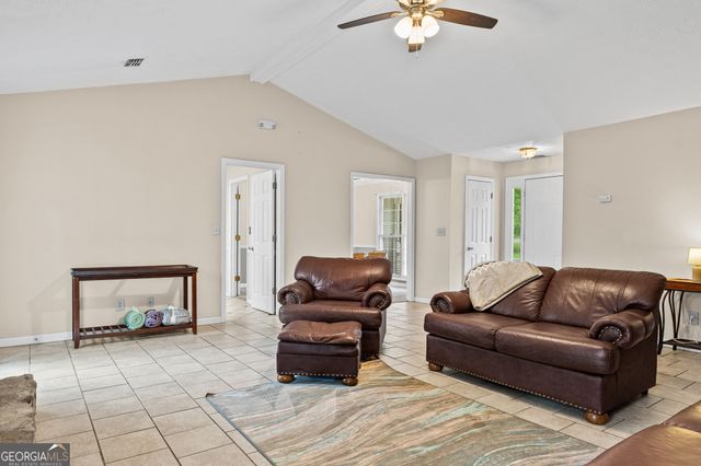60 London Lane, Sharpsburg, GA 30277