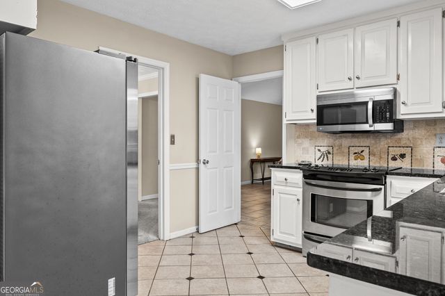 60 London Lane, Sharpsburg, GA 30277