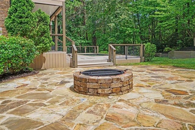 13 Southridge Trail SE, Cartersville, GA 30120
