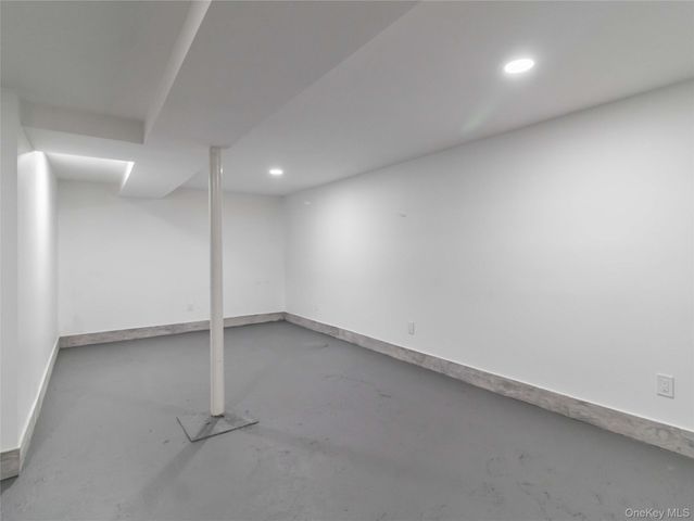 21-52 48th Street, Astoria, NY 11105