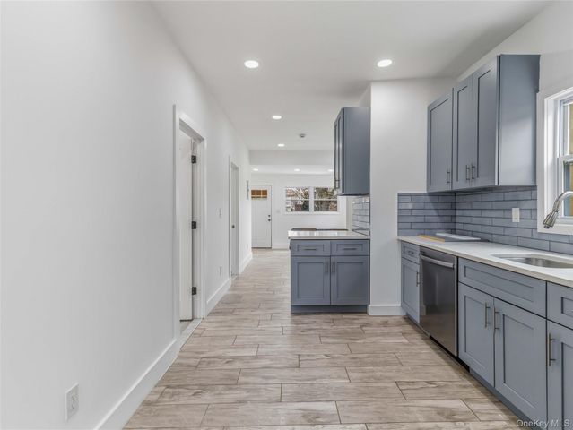 21-52 48th Street, Astoria, NY 11105