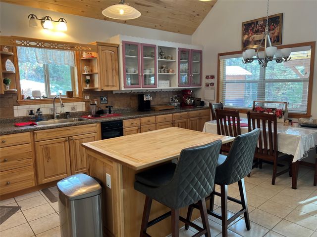 15 Brass Cap Road, Chama, NM 87520