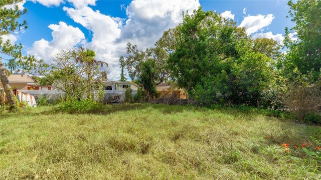 5366 FOXWOOD DRIVE, Sarasota, FL 34232