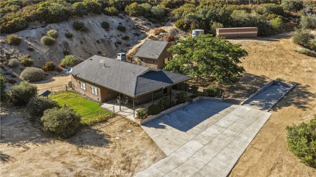 11551 Lonesone Valley Road, Leona Valley, CA 93551