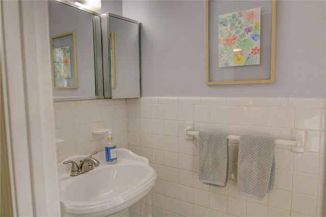 3963 Craigwood Drive, Duluth, GA 30096