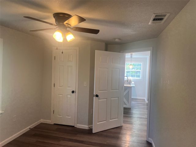 521 Morgan Street, Bonham, TX 75418