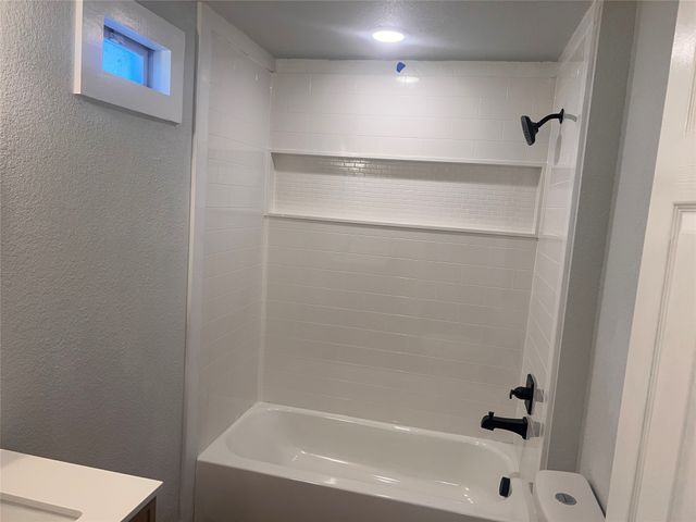 521 Morgan Street, Bonham, TX 75418