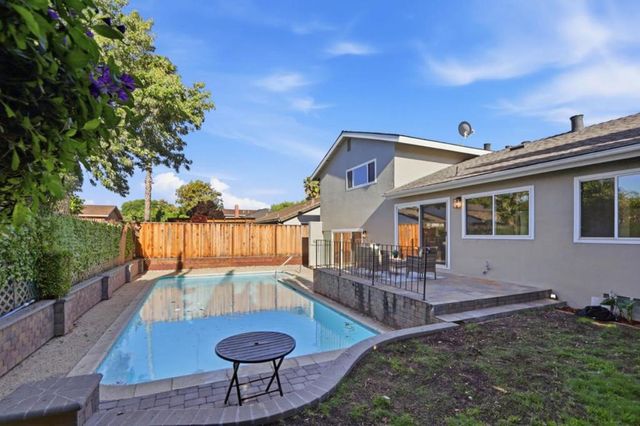 331 Avenida Nogales, San Jose, CA 95123