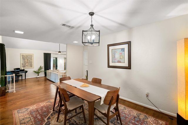 367 Westview Lane, Conroe, TX 77304