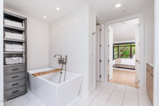 7175 E CAMELBACK Road 109, Scottsdale, AZ 85251