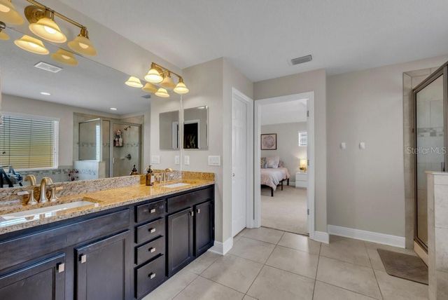 16216 BAYBERRY VIEW DR, Lithia, FL 33547