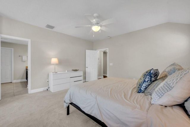 16216 BAYBERRY VIEW DR, Lithia, FL 33547