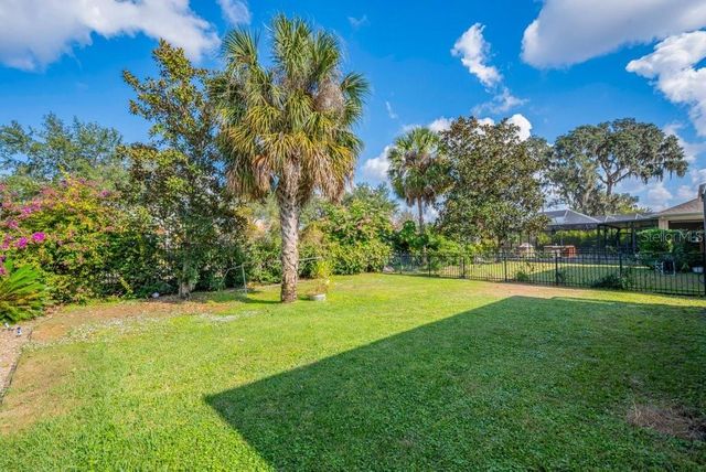 16216 BAYBERRY VIEW DR, Lithia, FL 33547