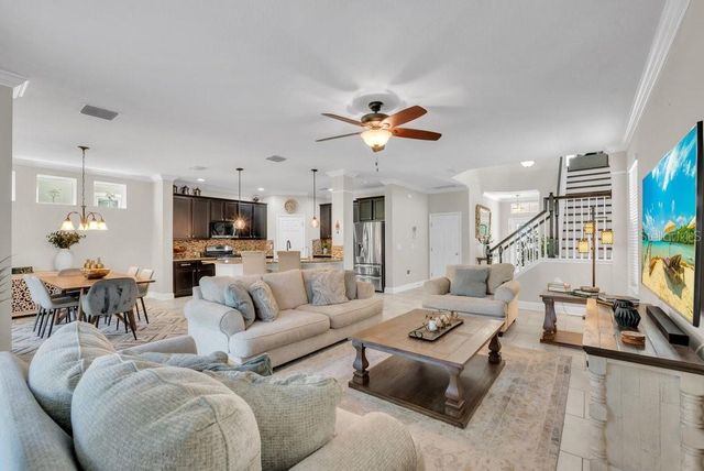 16216 BAYBERRY VIEW DR, Lithia, FL 33547