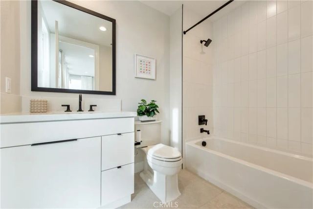 216 Stage, Irvine, CA 92618