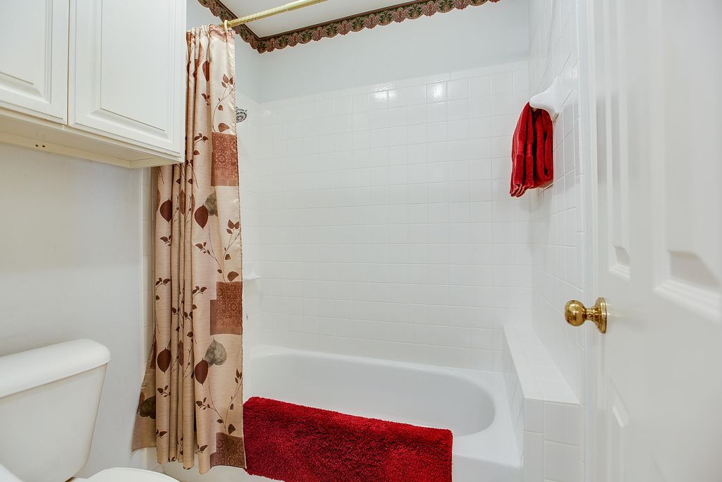 Image 23 of property listing at 1721 Weston Road, San Angelo, TX 76901